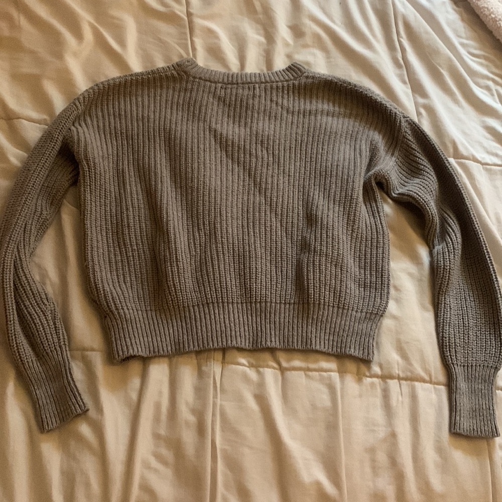 grey urban outfitters cropped sweater - Picture 3 of 4